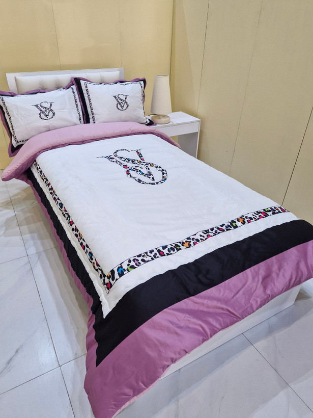 روتختی جوان مارک ویکتوریا سکرت